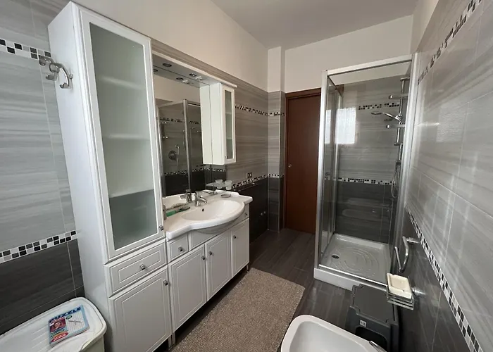 Incantevole A Mare- 5 Posti Daire Follonica